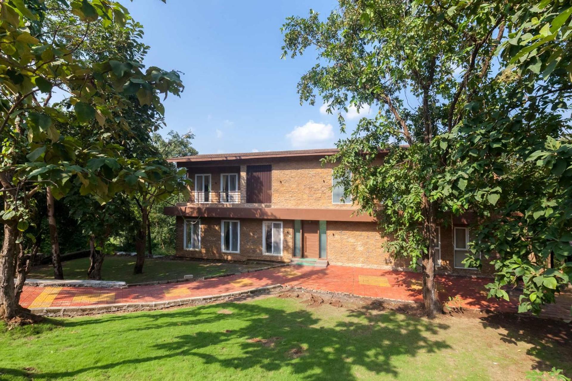 Eden Glade - Khopoli - Mountain-View Villa With Private Pool, Spacious Decks & Indoor Activities מראה חיצוני תמונה